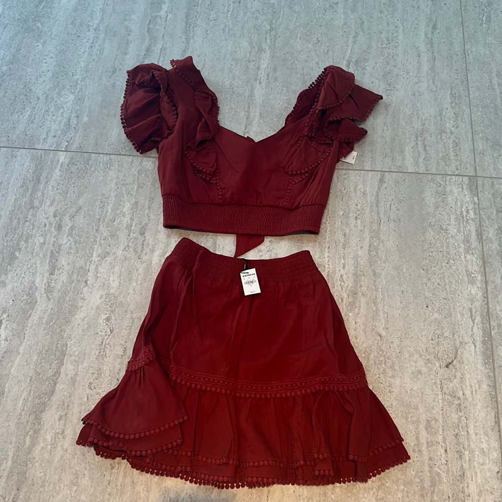 Express Selling As A Set Burnt Orangy Red Color Top Ties On The Back